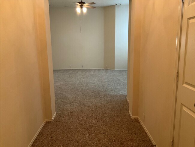 Building Photo - 3227 Farrel Hill St