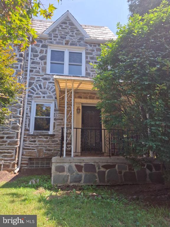 Building Photo - 2413 N 50th St