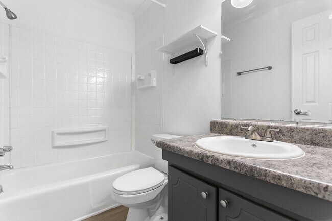 Interior Photo - St. Anne