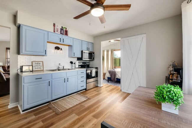 Building Photo - 4544 Erie Ave NW