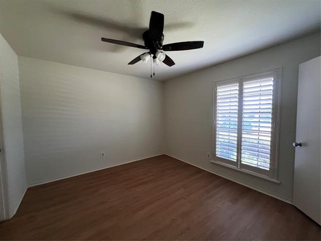 Building Photo - 2501 Primrose Dr