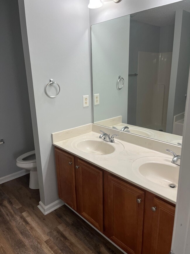 Building Photo - 2731 Halligan Point