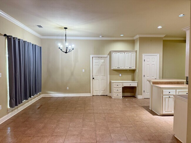 Building Photo - 3BD 2BA House on Nicholson Lakes Subdivision
