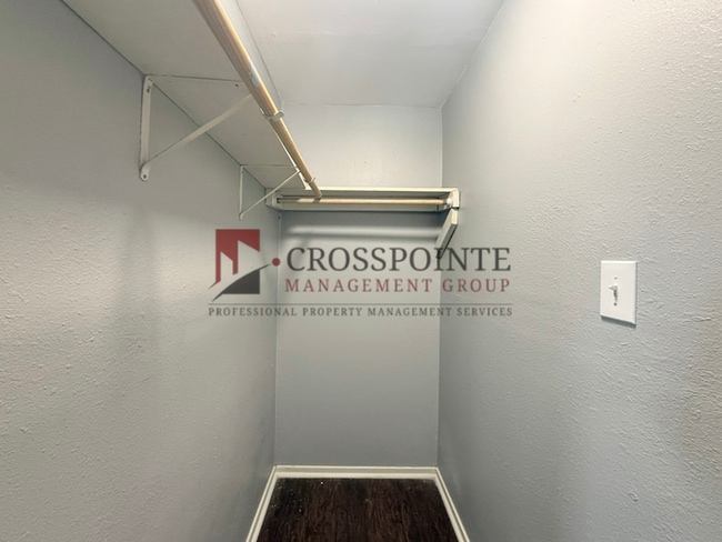 Building Photo - Now Available: 2 Bedroom, 1 Bath Home in Tyler, TX!