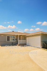 Building Photo - 16323 McRae Ave
