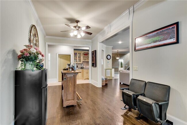 Building Photo - 8335 Hurakan Creek Crossing