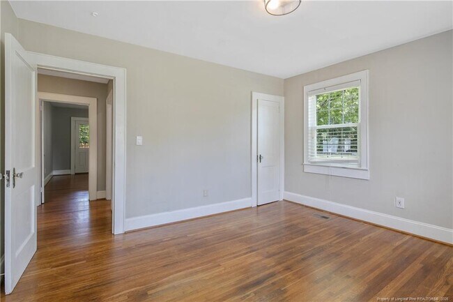 Building Photo - 209 N Churchill Dr