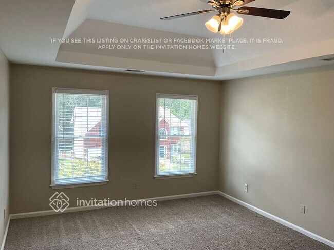 Building Photo - 1240 Chadwick Point Dr NW