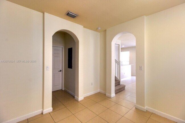 Building Photo - 9362 SW 171st Ct