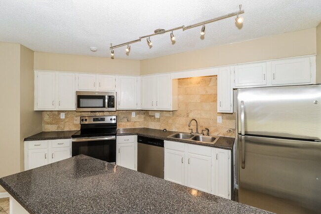 Building Photo - 8400 Timber Creek Dr