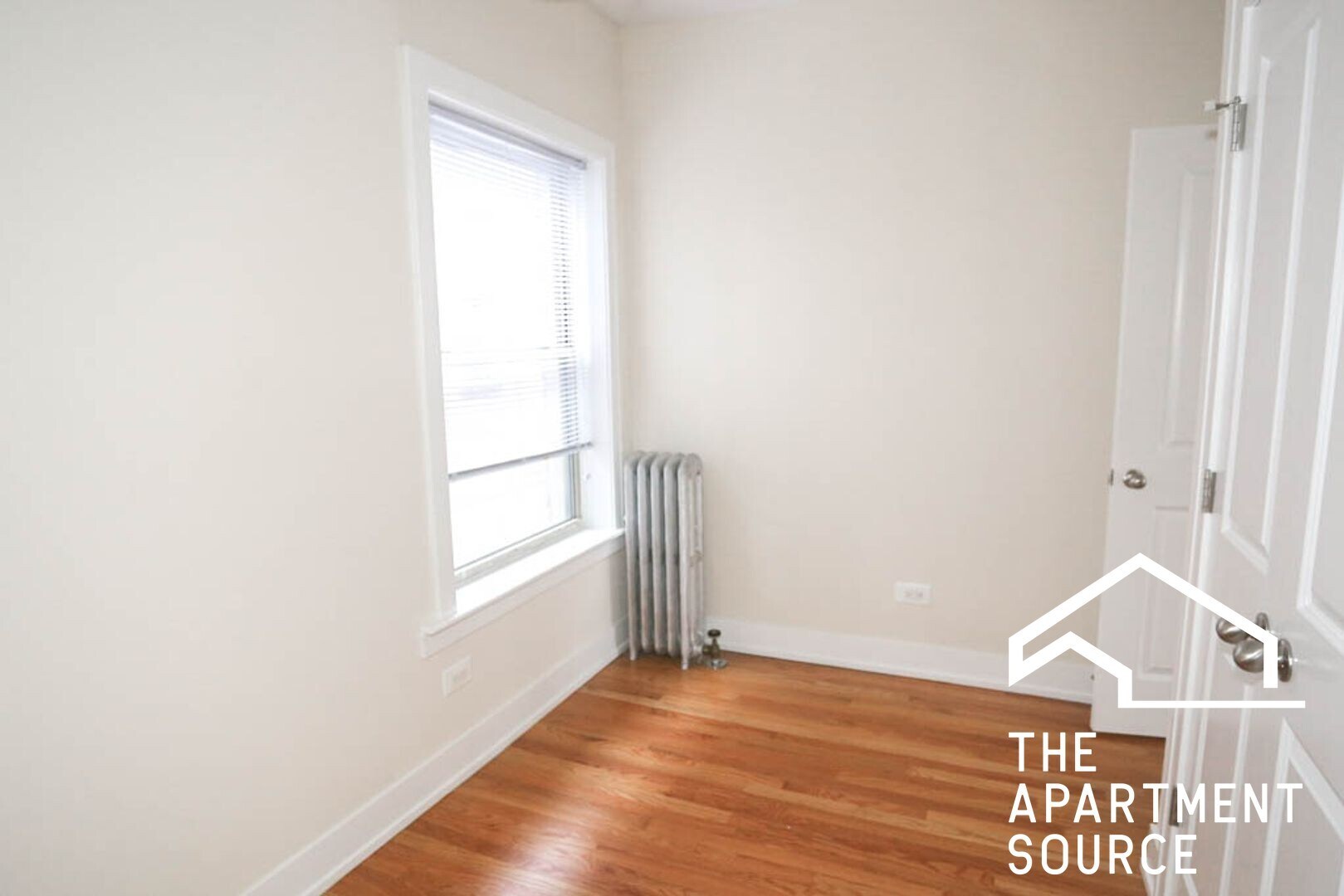 Building Photo - 5115 N Winchester Ave