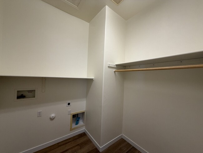 Building Photo - 12521-PM212521 E Red Canyon Pl