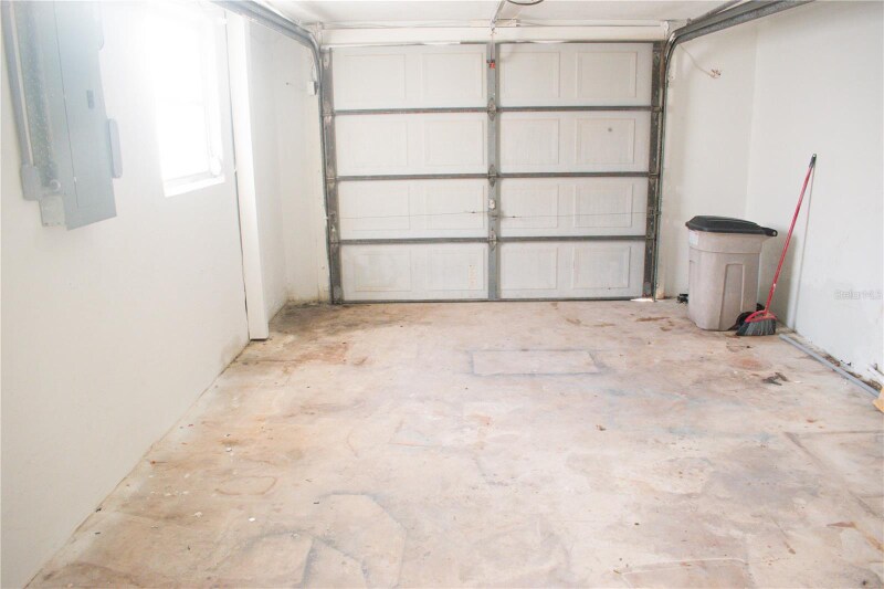 Building Photo - 11300 Yellowwood Ln