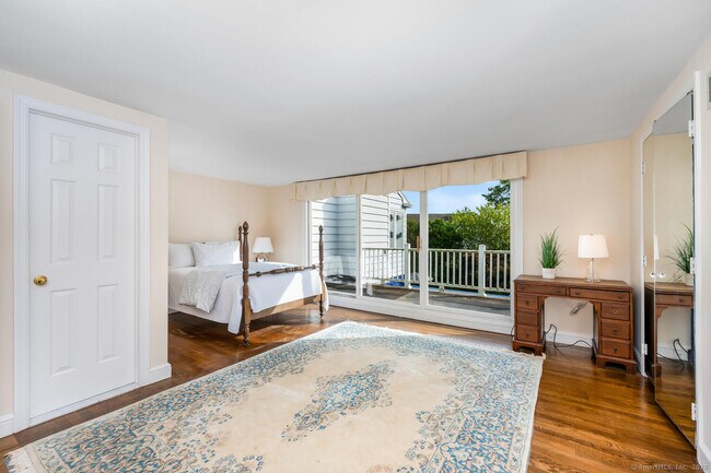 Building Photo - 20 Seagate Rd