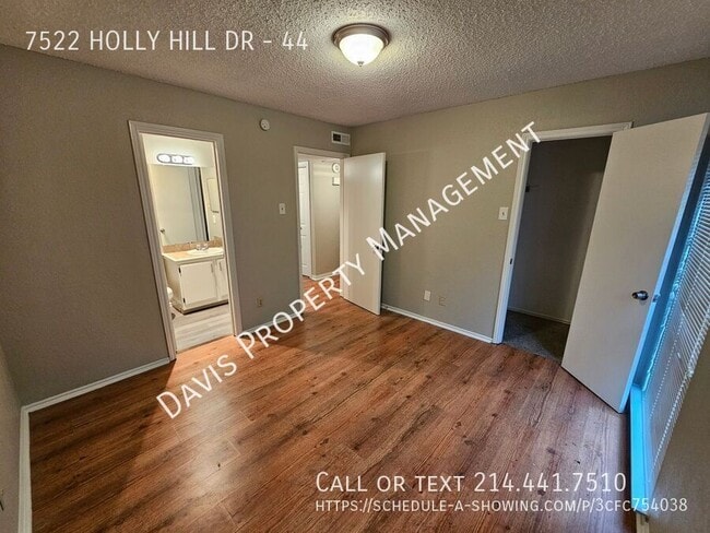 Building Photo - 7522 Holly Hill Dr