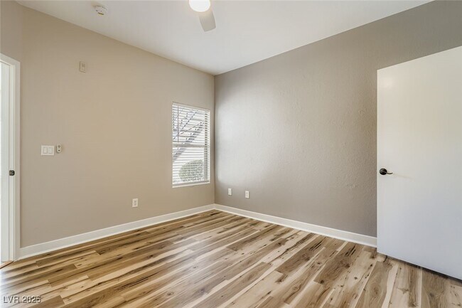 Building Photo - 45 Maleena Mesa St