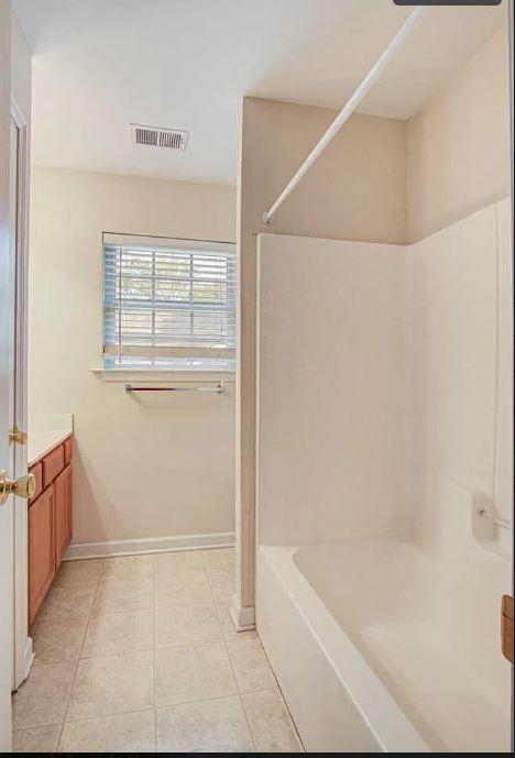 Building Photo - 704 Bunkhouse Dr