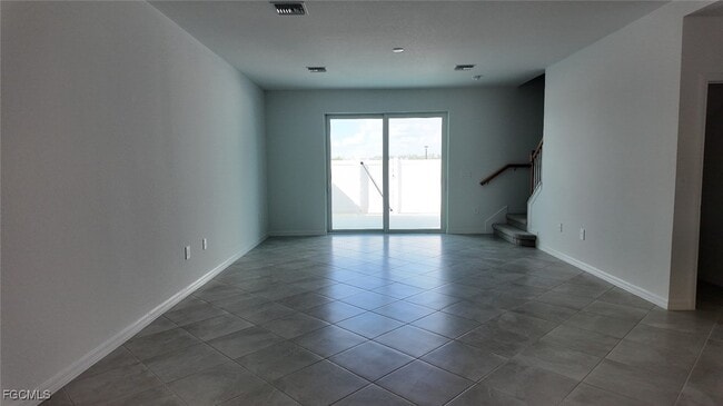 Building Photo - 14883 White Pearl Rd