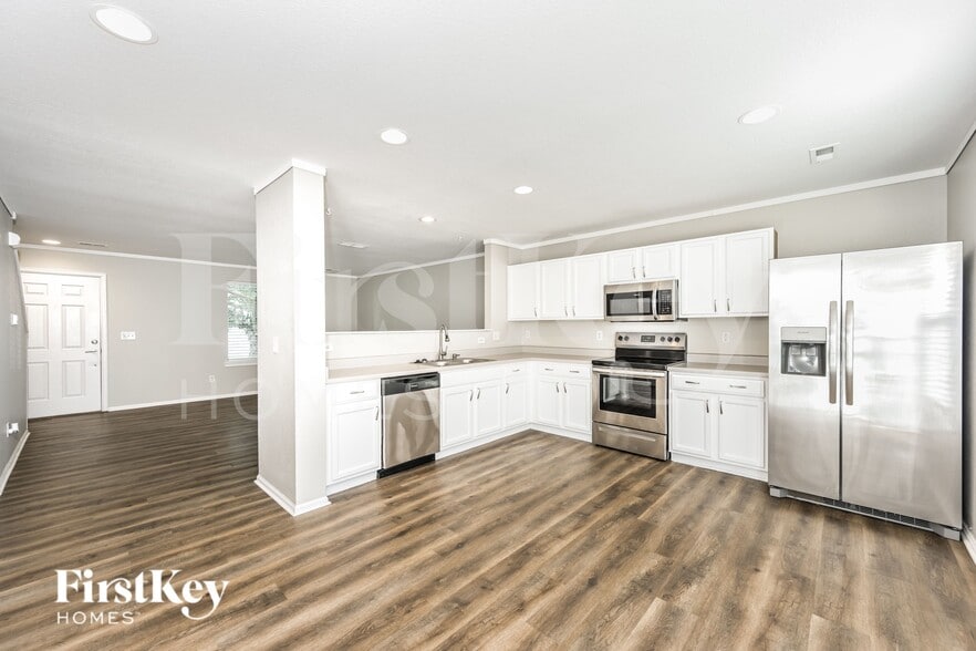 Building Photo - 4646 S Tabor Way