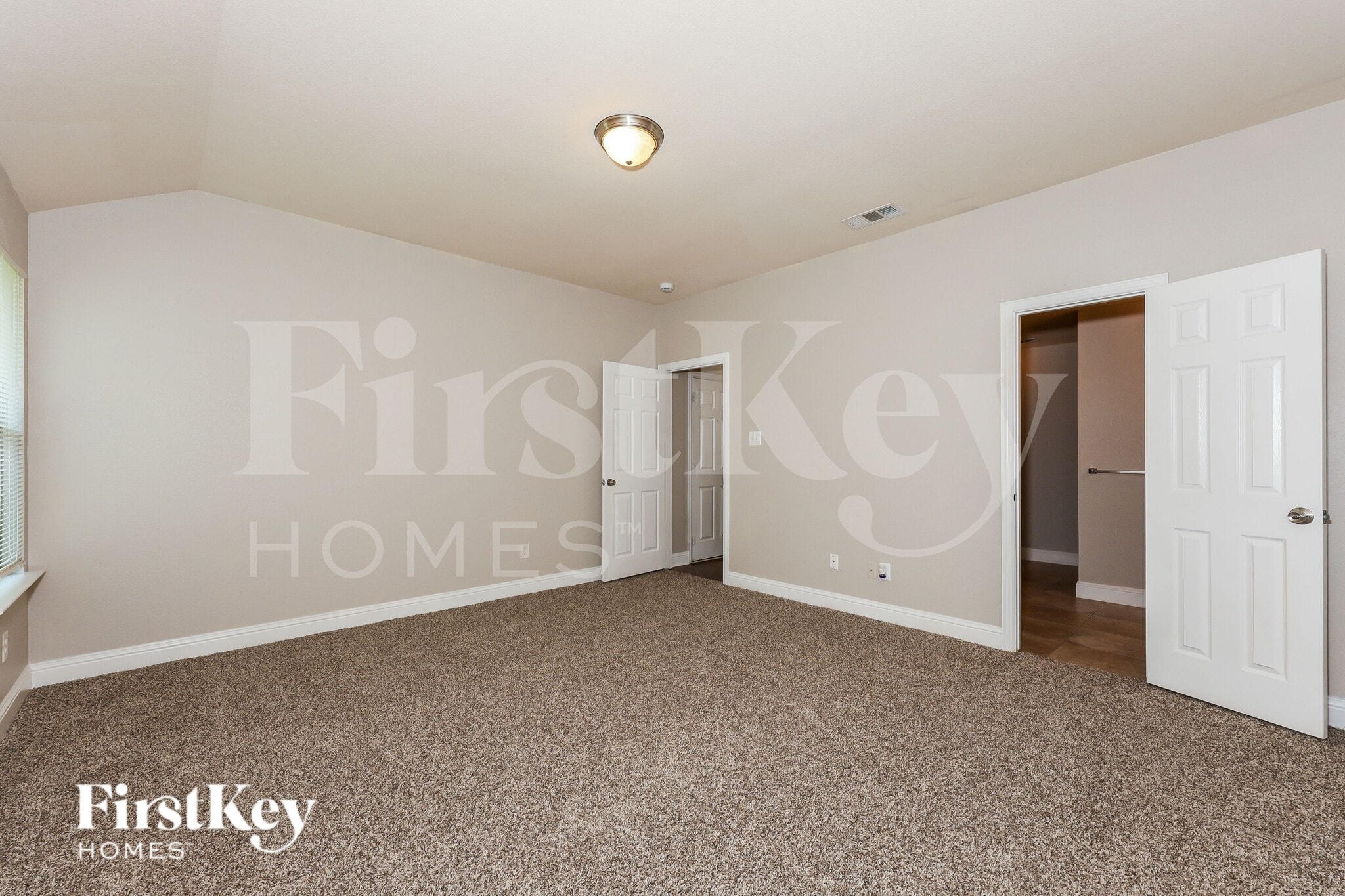 Building Photo - 610 Canvas Ct