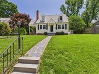 Building Photo - 1101 Normandy Dr