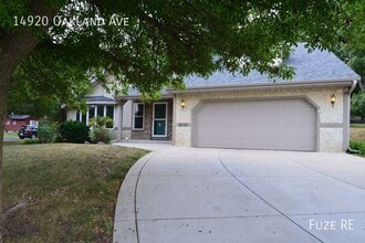 Building Photo - 14920 Oakland Ave