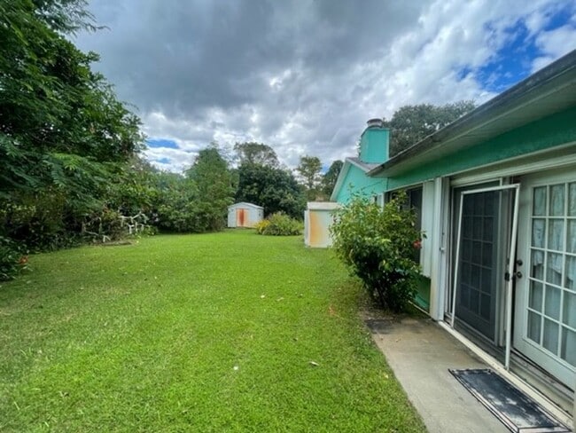 Building Photo - 356 Pipit St NE