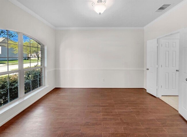 Building Photo - 622 Manchester Trail Dr