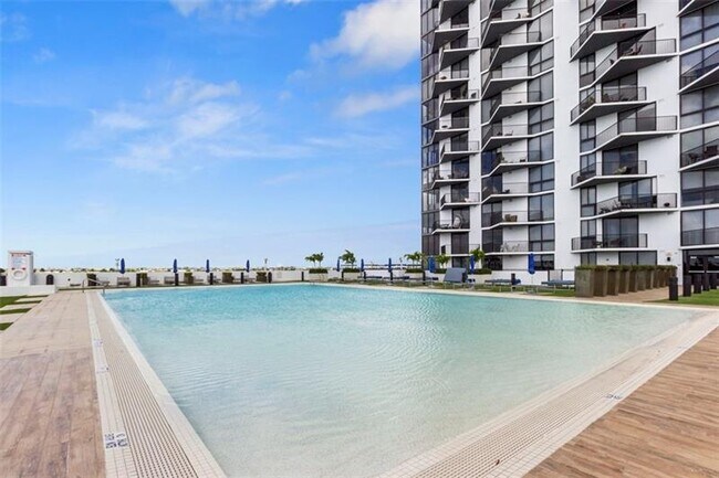 Building Photo - 5300 NW 85th Ave