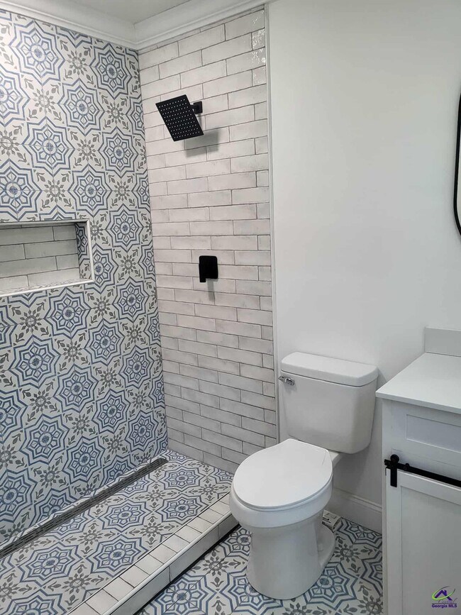 Building Photo - 2800 S Estates Rd