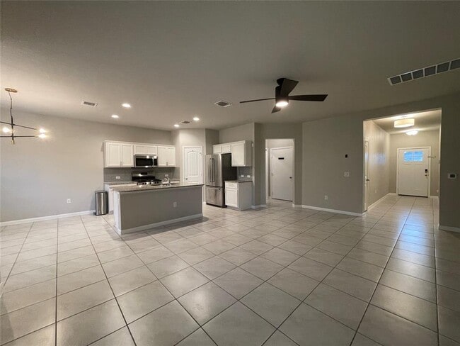 Building Photo - 6717 Ranchito Dr