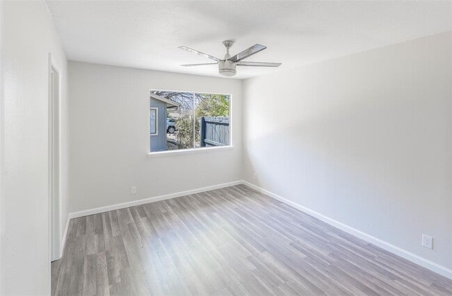 Building Photo - 10309 Burmaster Ln