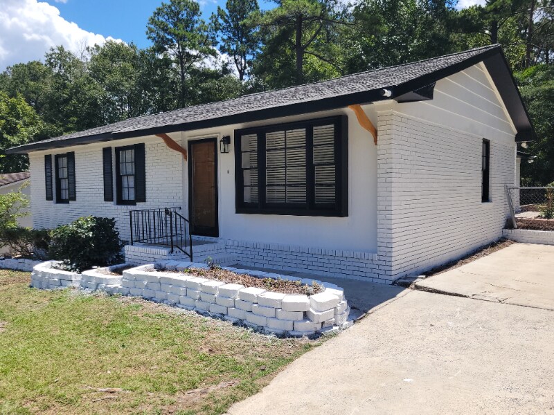 Building Photo - 3567 Kingsview Dr