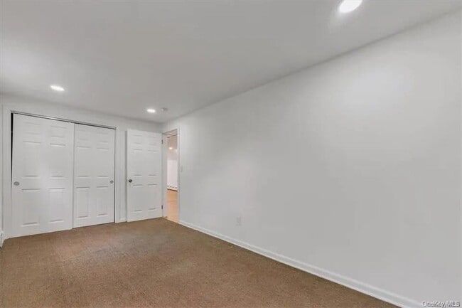 Building Photo - 428 Powell Ave