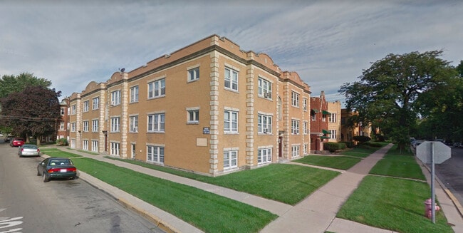 Primary Photo - 1942 S Grove Ave