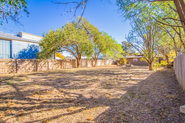 Building Photo - 4602 Detroit Ave