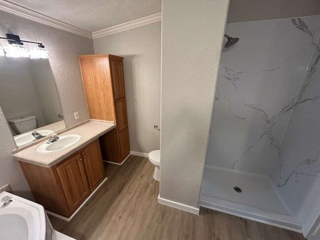 Building Photo - 2595 Bryant St