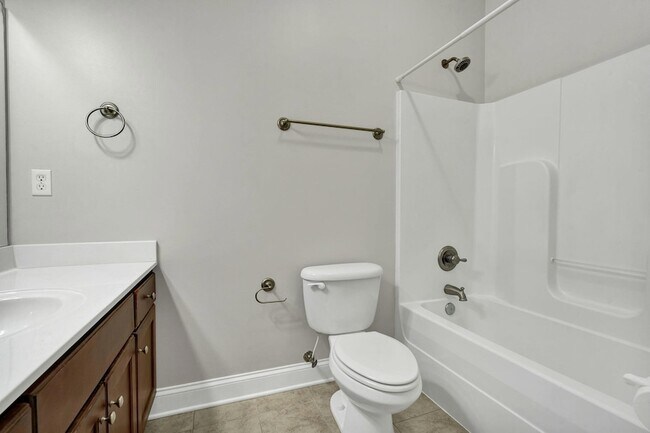 Building Photo - 955 Dodie Dr