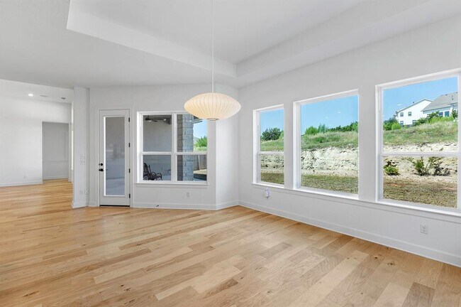 Building Photo - 151 Starfire Dr