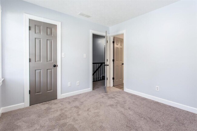 Building Photo - 5735 Manassas Run