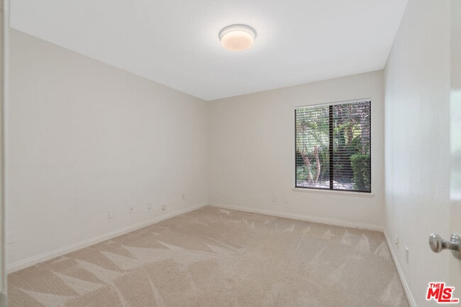 Building Photo - 23454 Park Hermosa