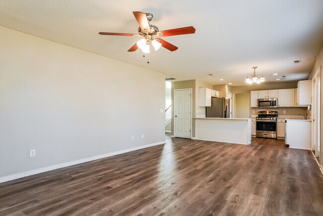 Building Photo - 4920 Alenja Ln