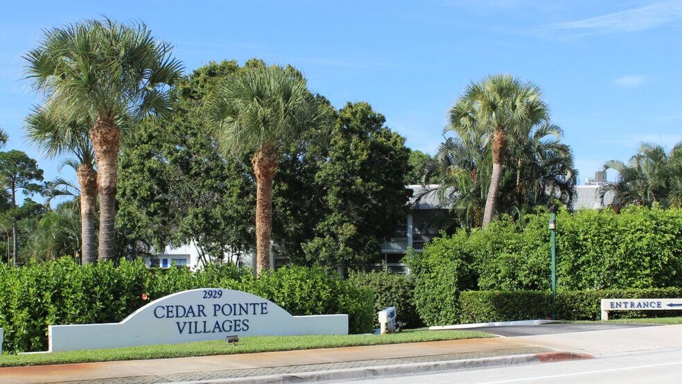 Building Photo - 2929 SE Ocean Blvd