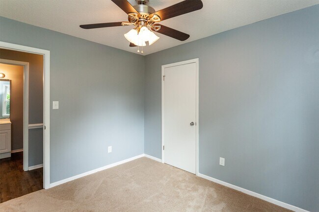 Building Photo - 1309 Sportsman Trail