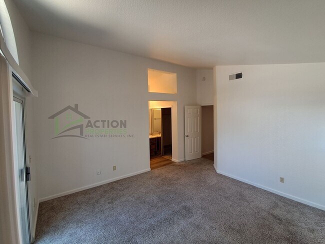 Building Photo - 3835 Hunters Glen Pl