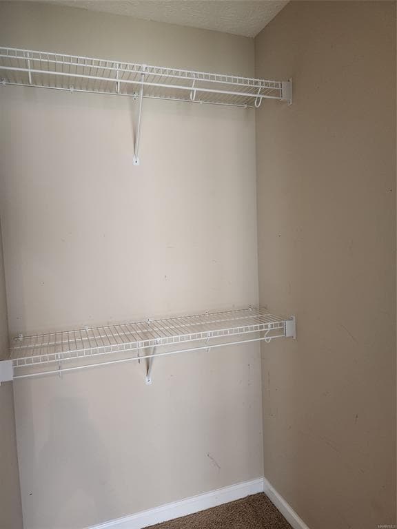 Building Photo - 812 Joan Ln