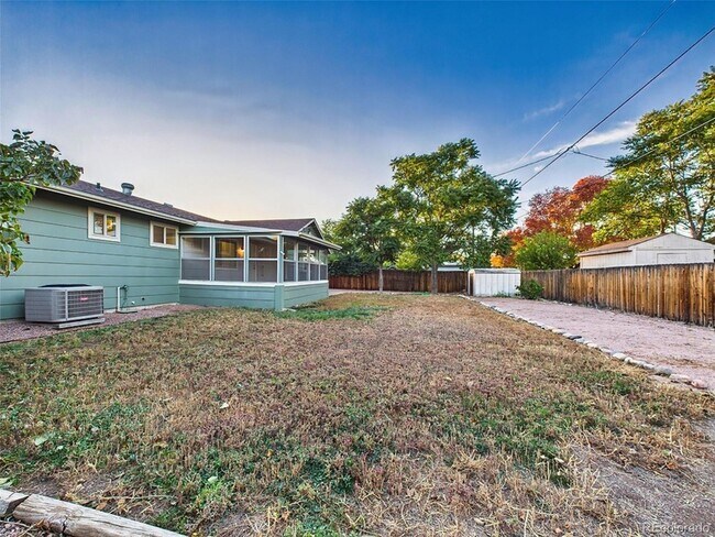 Building Photo - 3065 Penmoor Dr