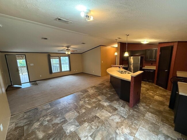 Building Photo - 241 CR 2445