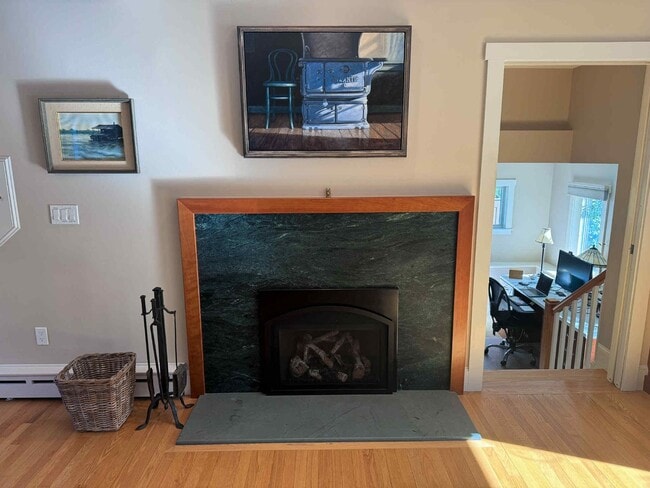 Building Photo - 3BR RANCH BRUNSWICK SEASONAL FURNISHED