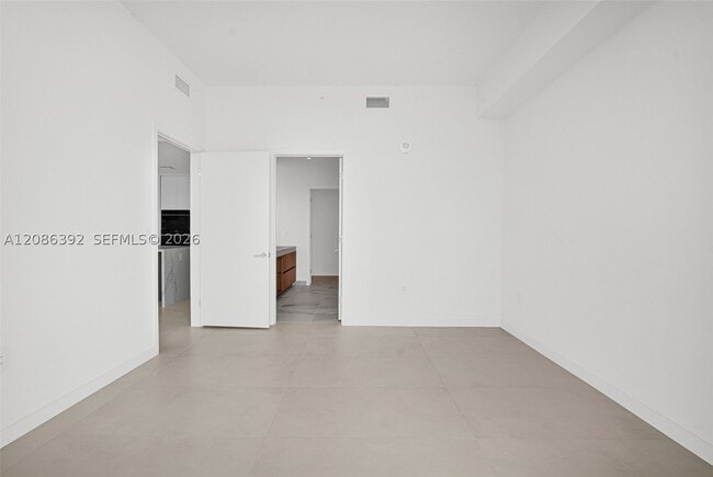 Building Photo - 1400 Biscayne Blvd